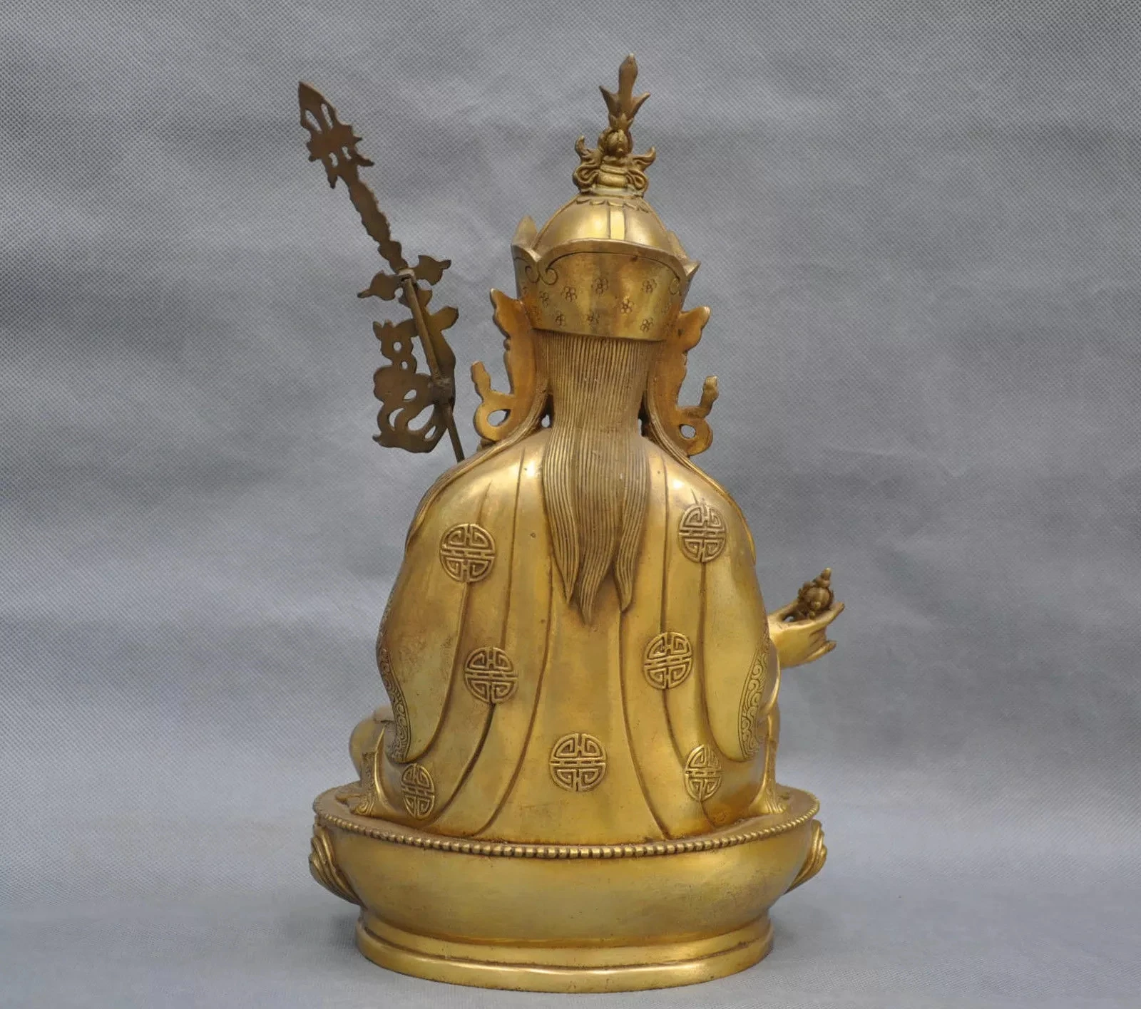 Imagine /2_uploads/217493-China-tibet-bronz-lotus-născut-statuie-a-lui-buddha_pictures.jpg